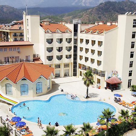 Larissa Inn Белдиби Екстериор снимка