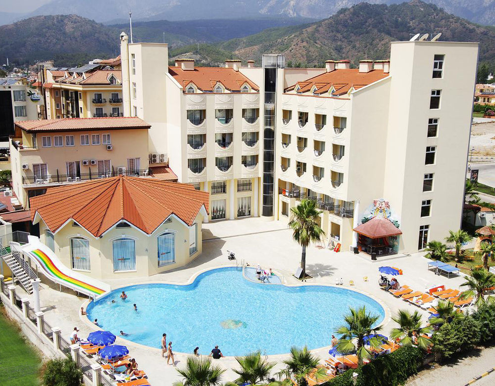 Larissa Inn Белдиби Екстериор снимка