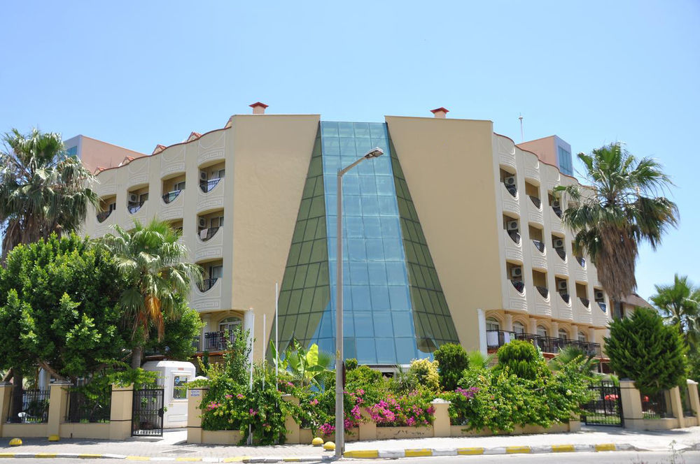 Larissa Inn Белдиби Екстериор снимка